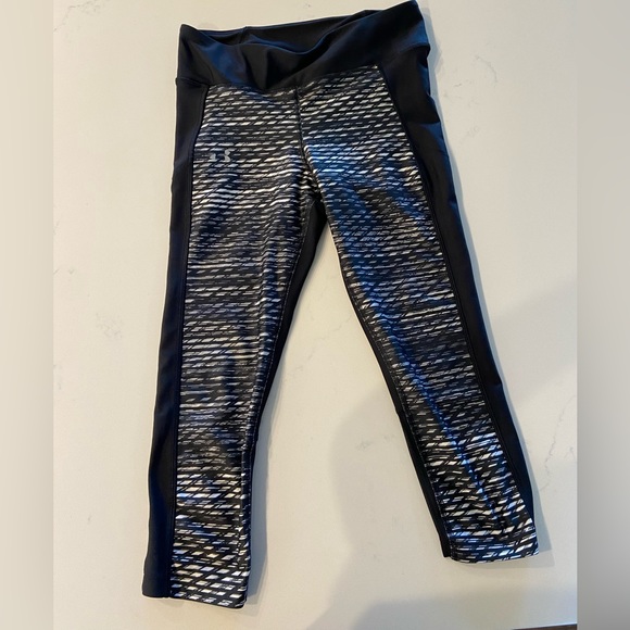 Under armor yoga pants - Picture 1 of 7